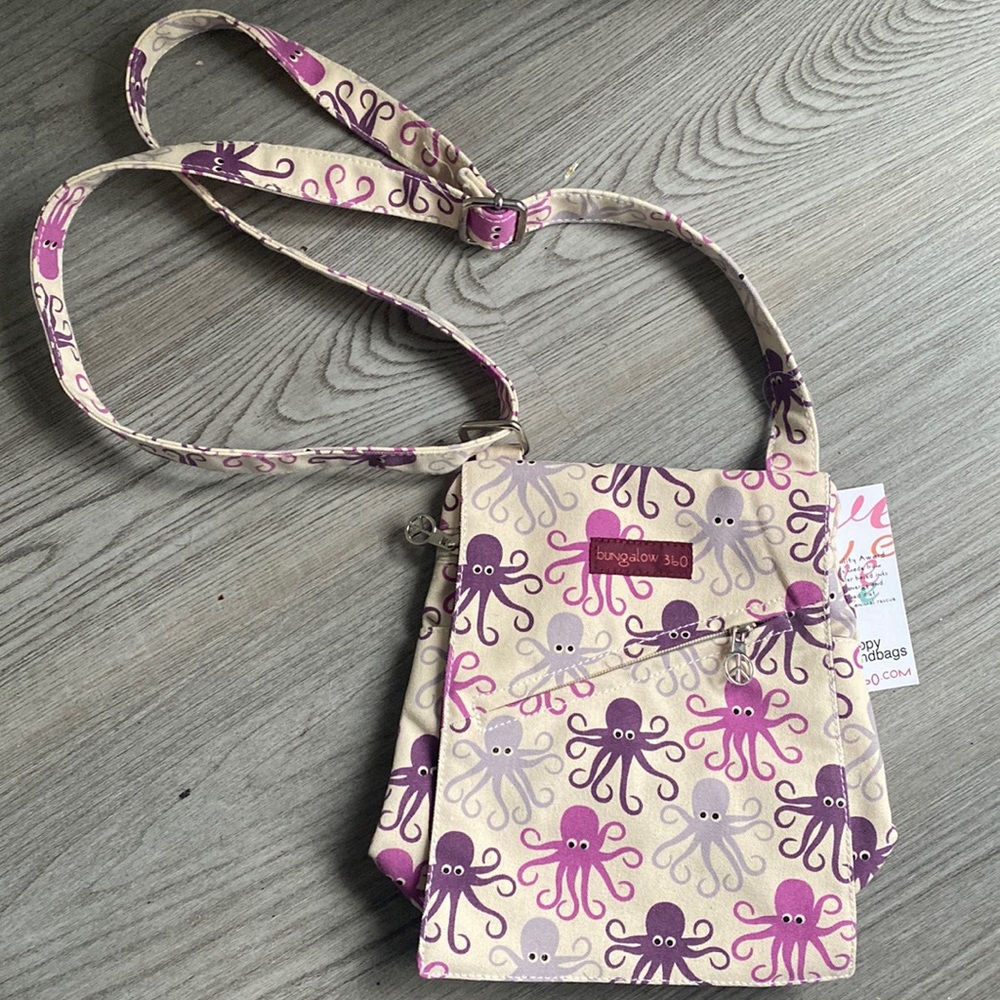 Bungalow 360 Octopus Crossbody